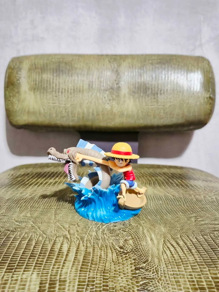 Luffy And Sea Monster Figure - photo 2