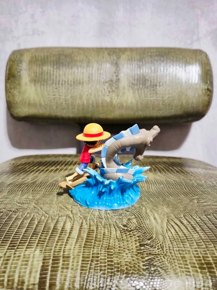 Luffy And Sea Monster Figure - photo 3