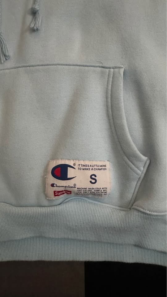SUPREME x CHAMPION HOODIE - photo 3