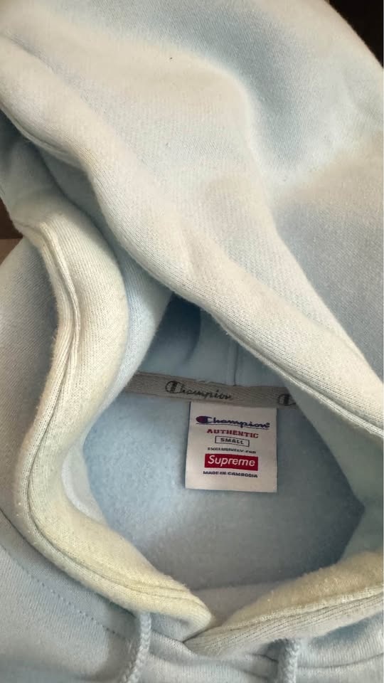 SUPREME x CHAMPION HOODIE - photo 4