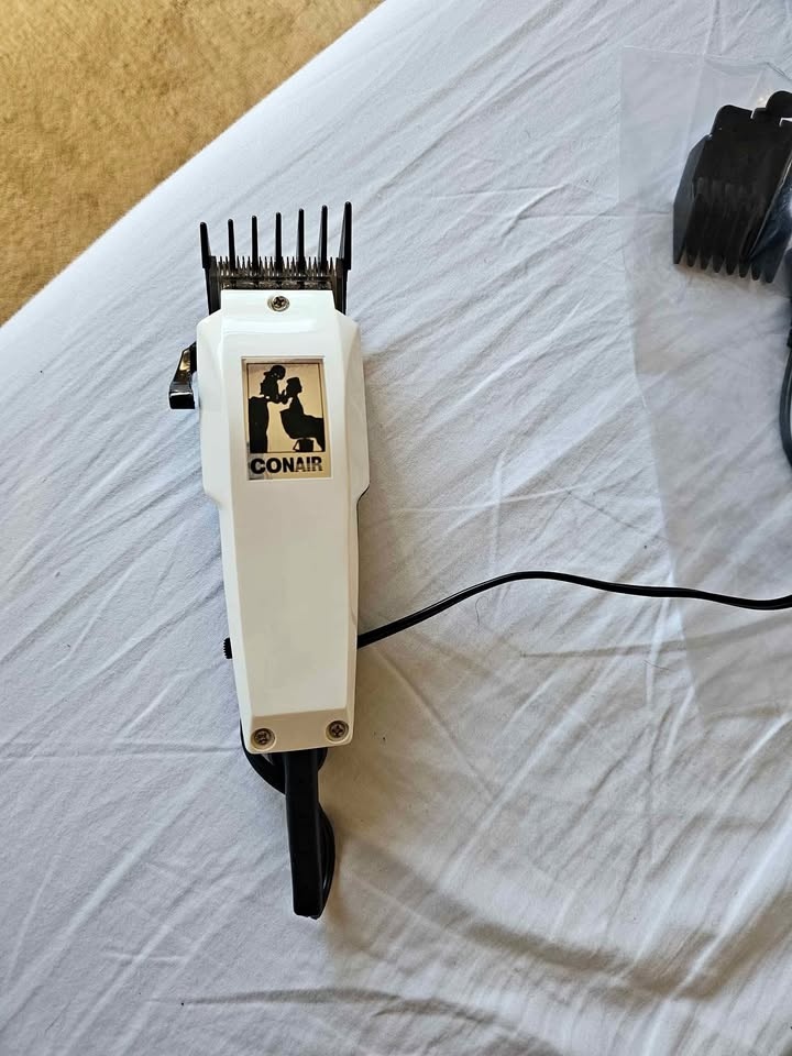 Conair Brand Hair Clipper - 17 Pieces