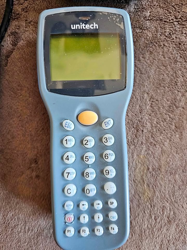 UNITECH inventory counter HT630