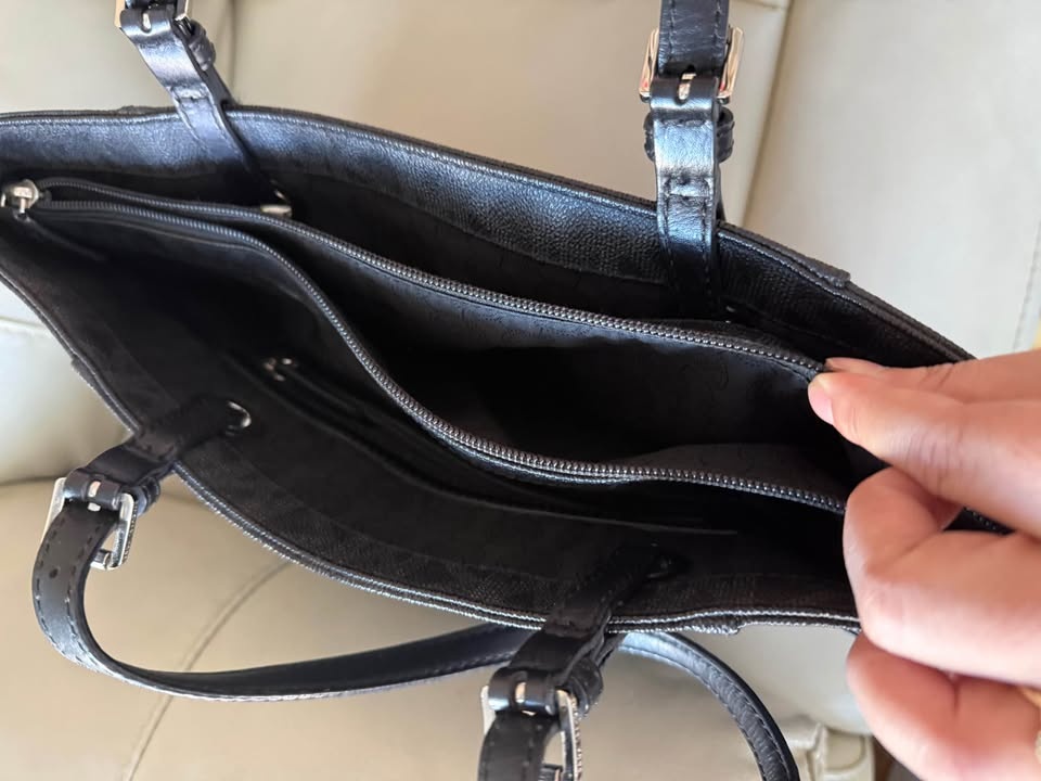 Michael Kors Black MK Monogram Tote Bag - photo 3