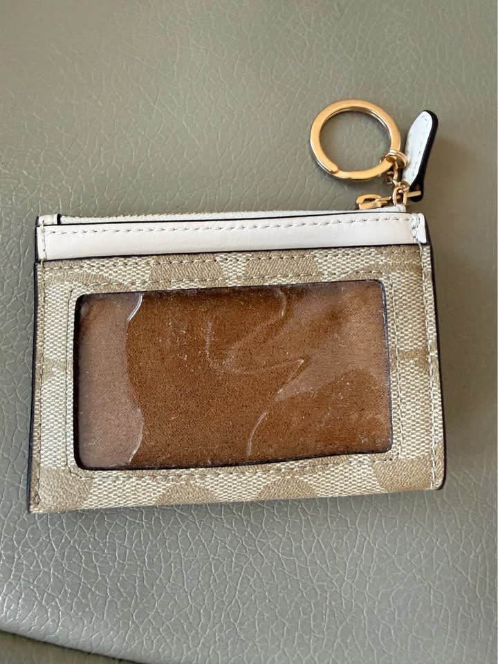 Coach Signature Card Holder Keychain Coin Pouch - photo 2