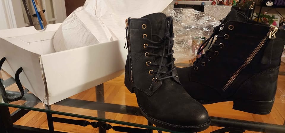 Aldo Women's Combat Leather Boots - photo 4