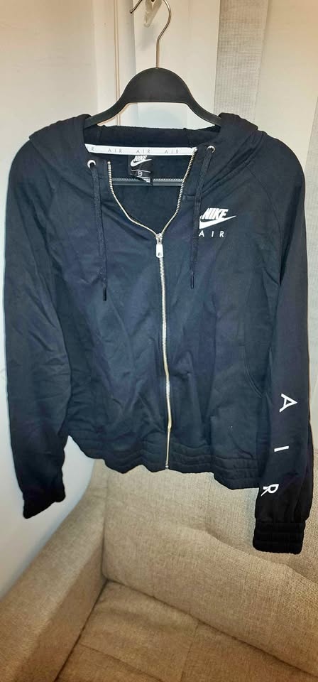 Nike Air Plus Size Womens Full Zip Hoodie