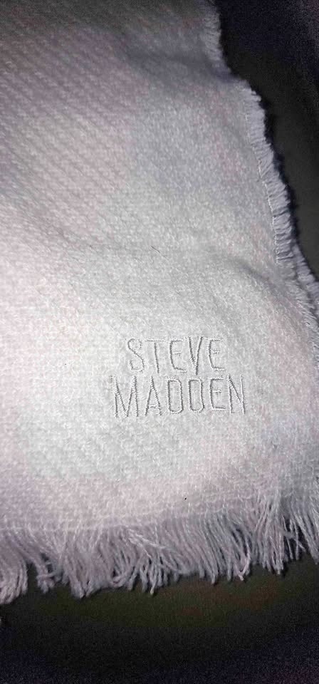 Steve Madden Ivory Fringe Knit Scarf