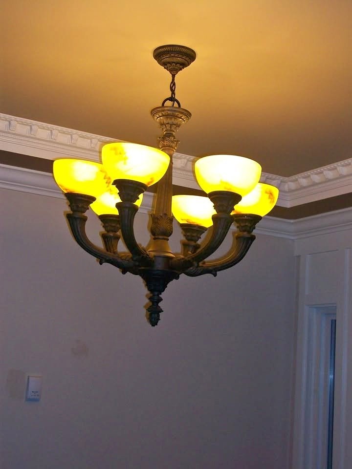 6 Lights Chandelier