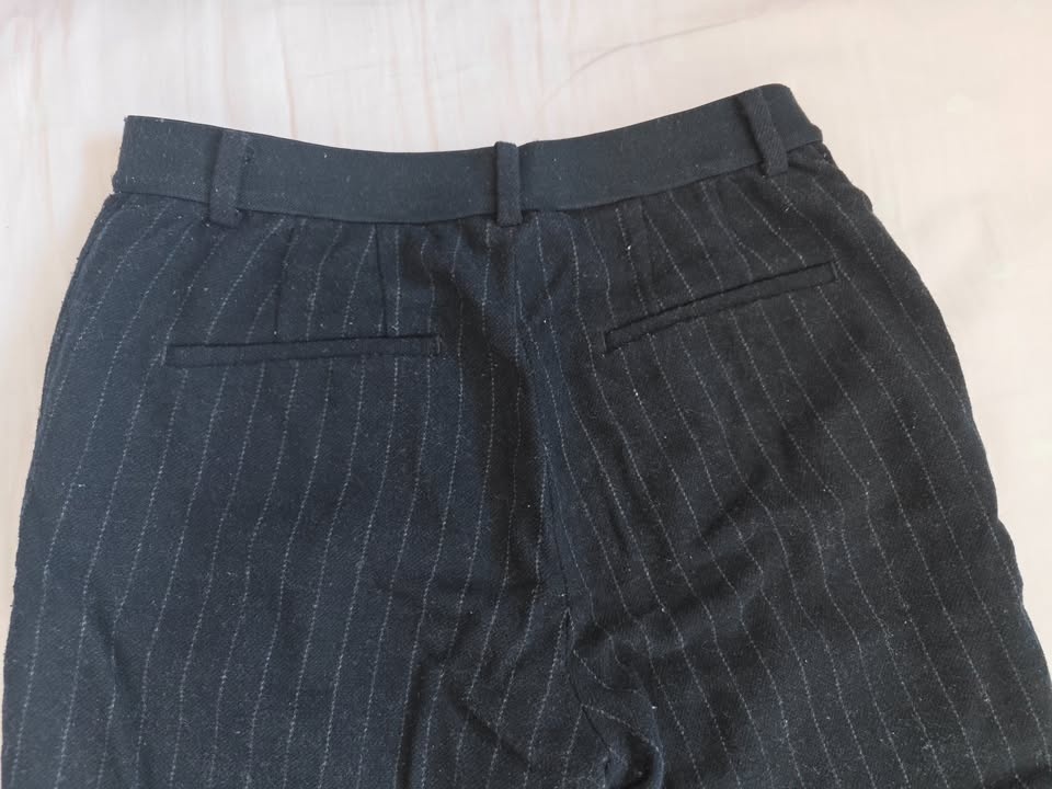 UNIQLO Wool Blend Pinstripe Dress Pants - Size M (Waist 25-27) - photo 3