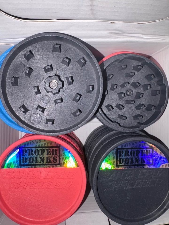 Santa Cruz Shredder Large Herb Grinder - photo 2
