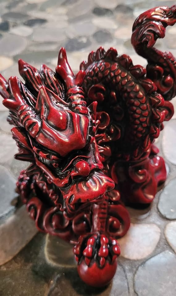 Large Red Resin Coiled Sea Dragon - photo 2