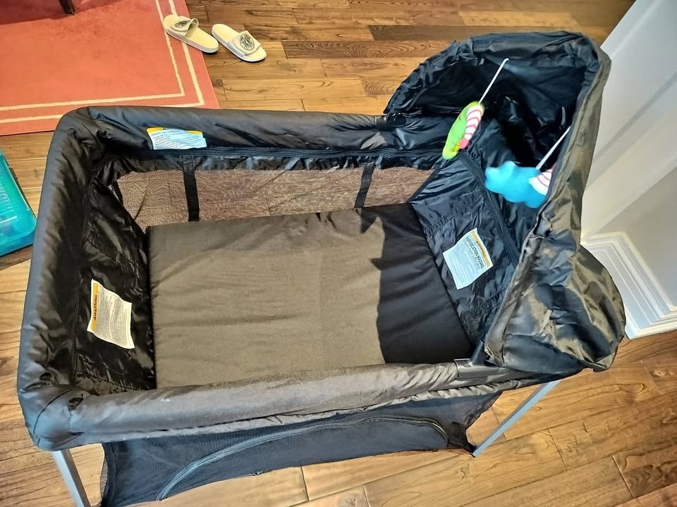 Lennox Furniture 2 in 1 Portacot Bassinet Travel Pack n Play