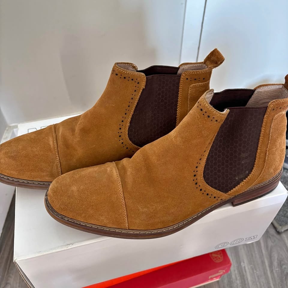 Stacy Adams Chelsea Boots (men)