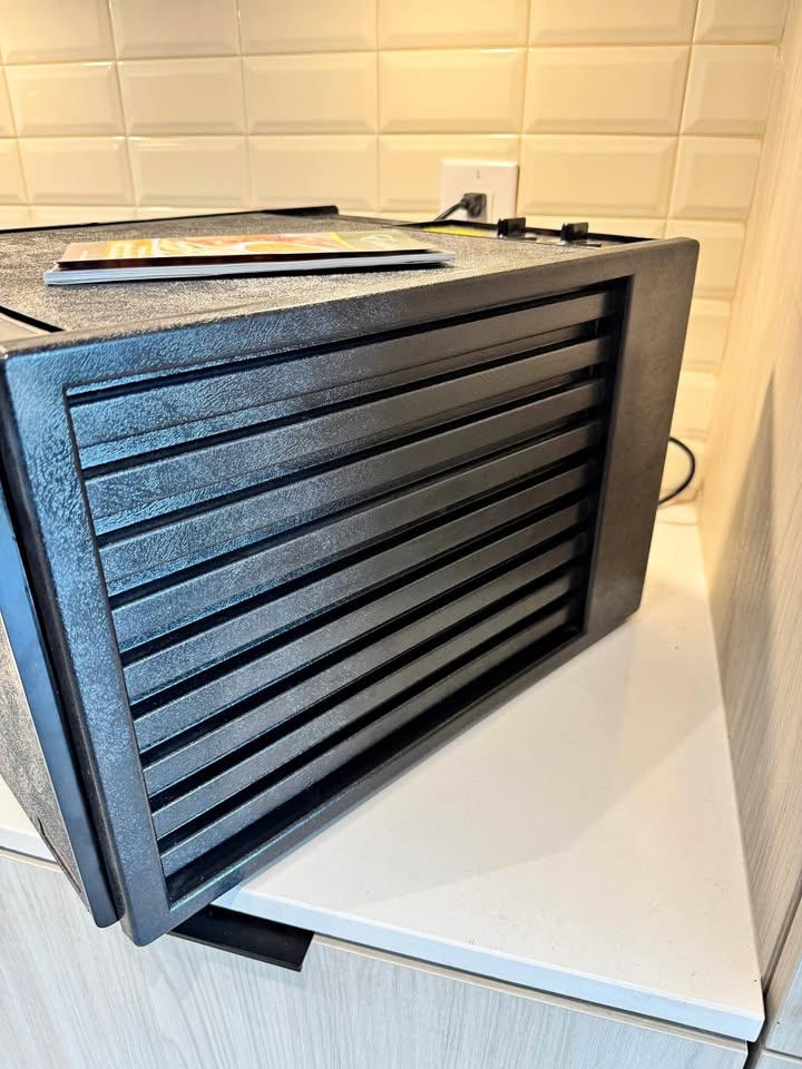 Excalibur Food Dehydrator 9 Shelf - Like New