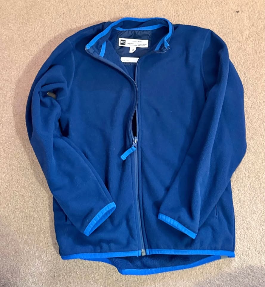 MEC youth zip up size 10