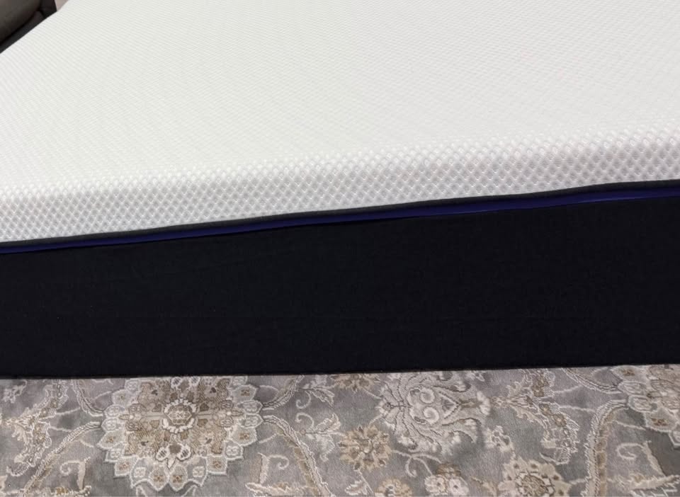 New Nectar Queen Mattress - photo 2
