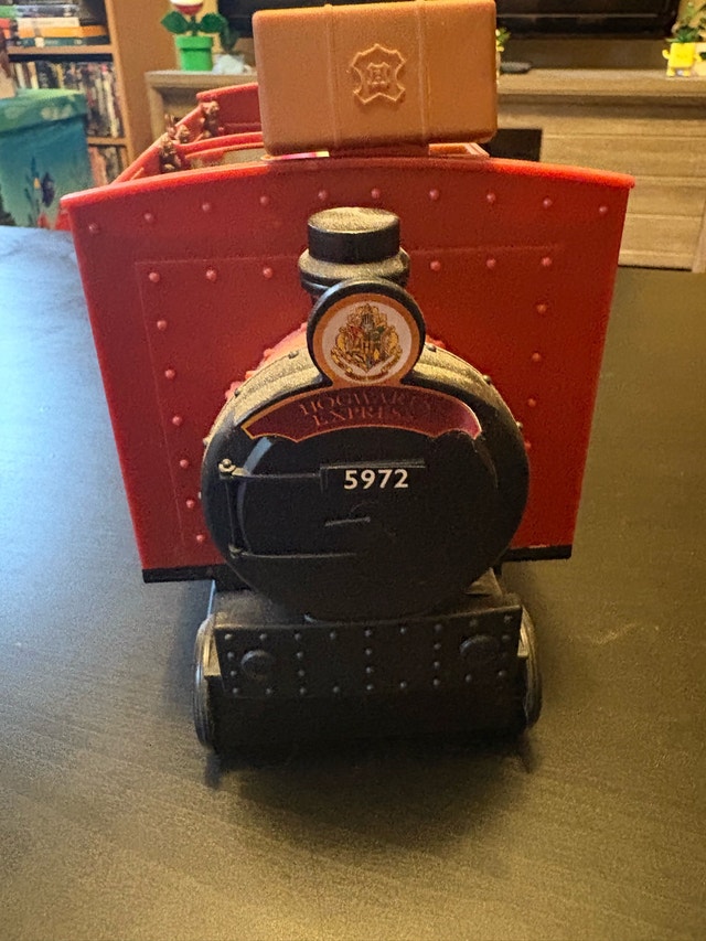 Harry Potter Hogwarts Express Train - photo 3