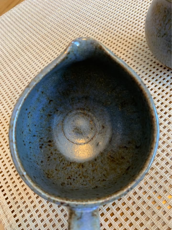 Pottery Creamer and Sugar Bowl - photo 5