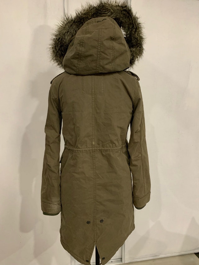 Aritzia TNA Military Edition Hooded Parka w/ Removable Lining - photo 2