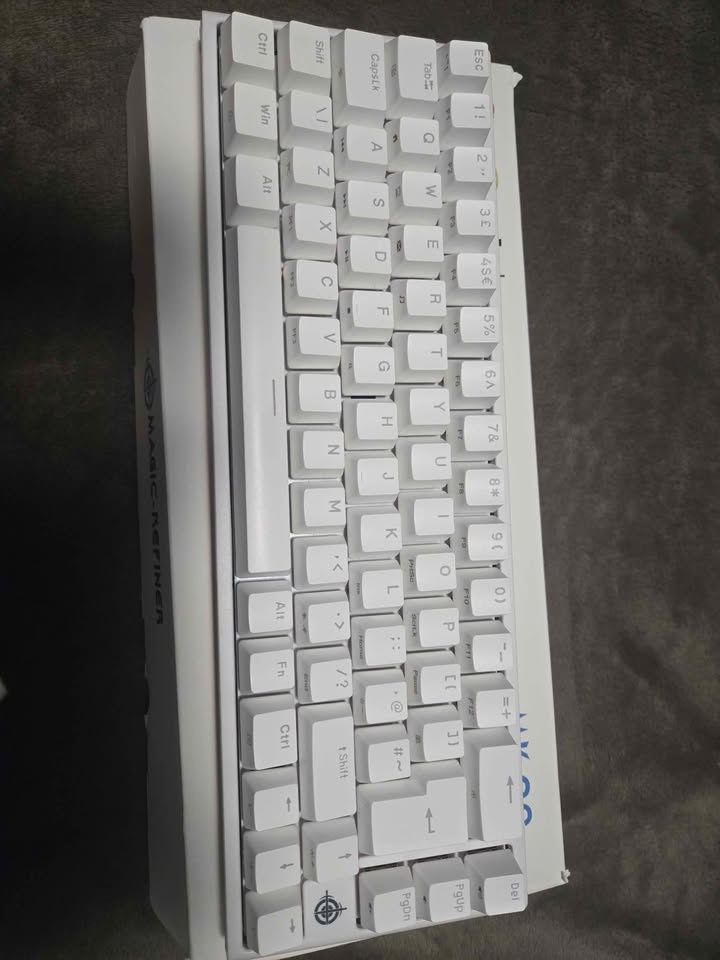 White RGB Mechanical Keyboard - photo 3