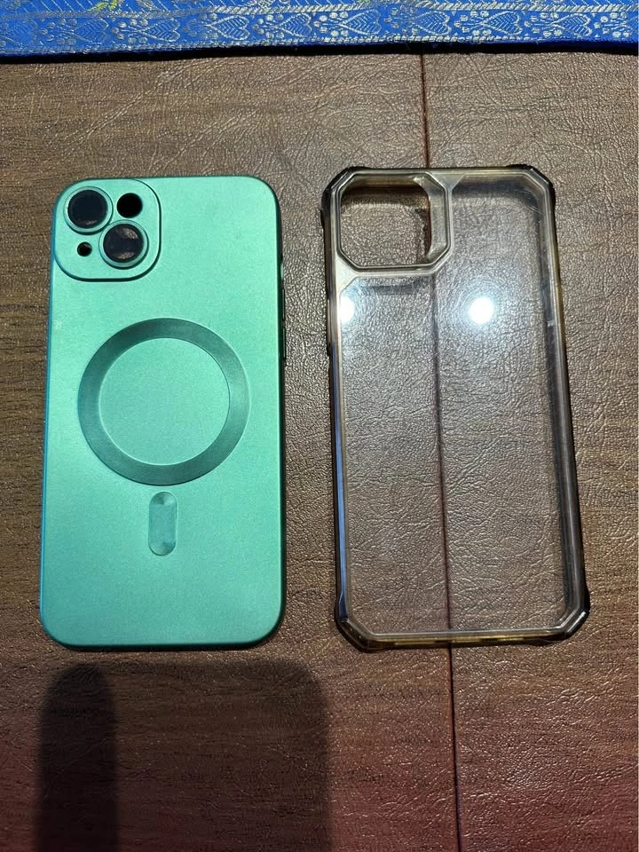 iPhone 14 Plus Cases (4) & Screen Protector - photo 2