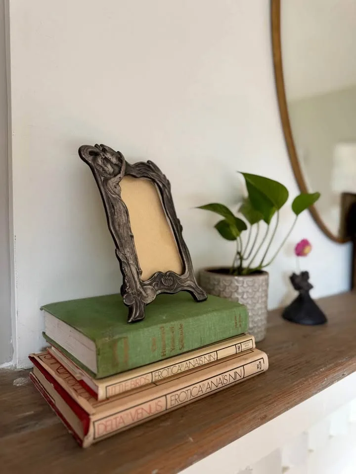 Vintage Art Nouveau Pewter Picture Frame image indicator(3)