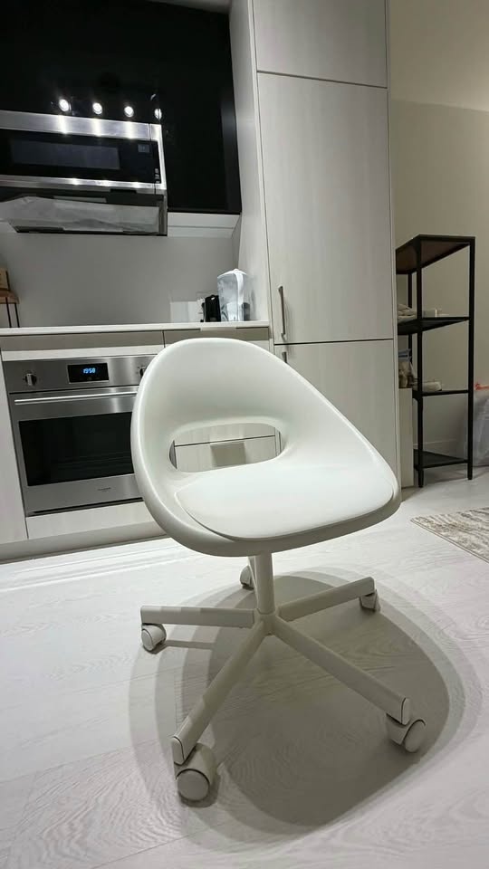 Ikea Loberget/Malskar Office Chair - photo 4