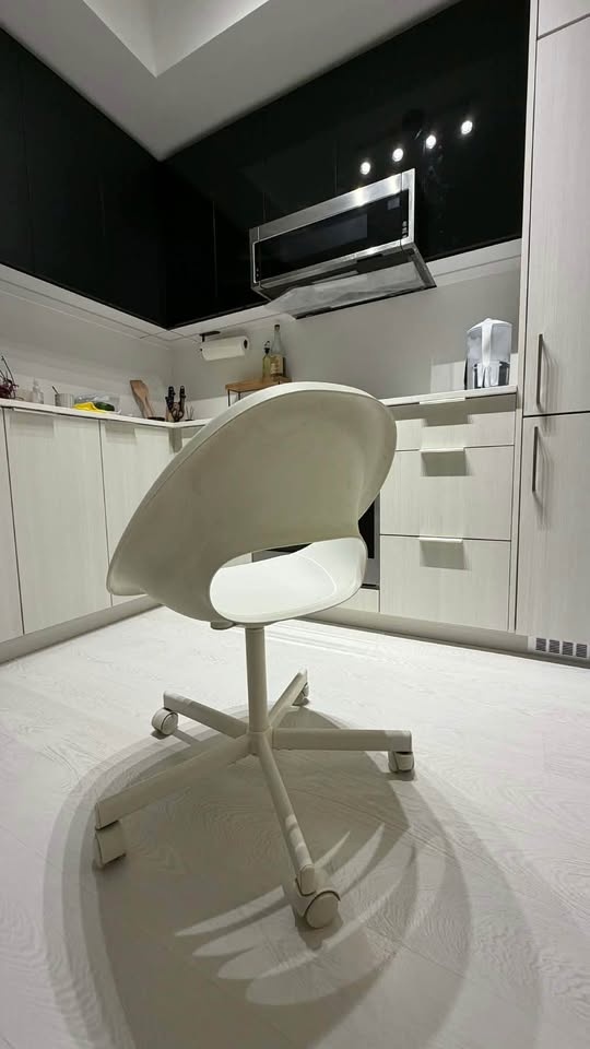 Ikea Loberget/Malskar Office Chair - photo 5