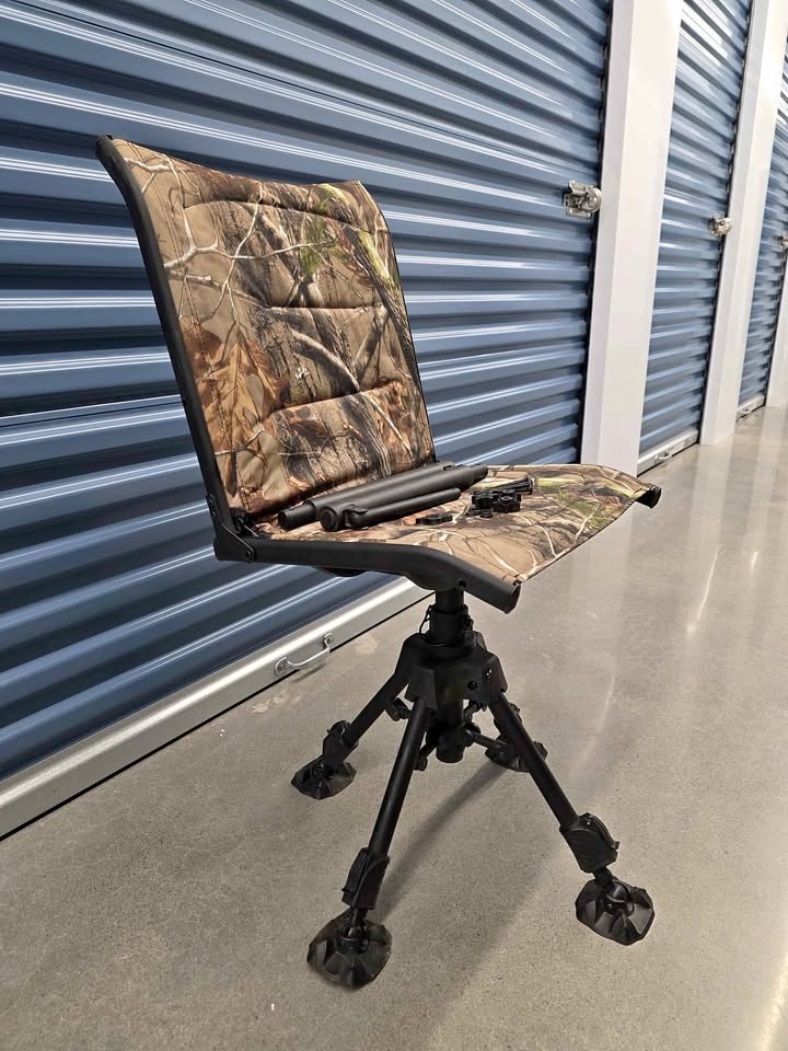 Costway 360° Swivel Hunting Chair