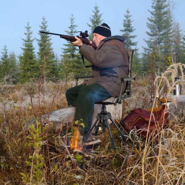 Costway 360° Swivel Hunting Chair - photo 5