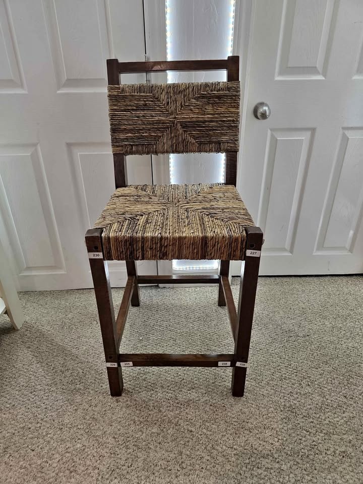 Bellange Bali & Pari Cordoba Seagrass Counter Stool