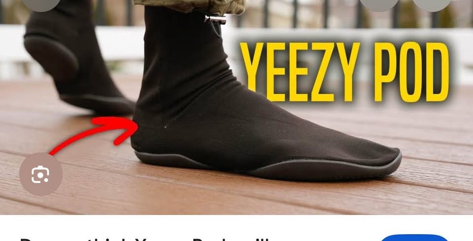 Yeezy Pods Size 2 (Size 8-11M) - photo 2