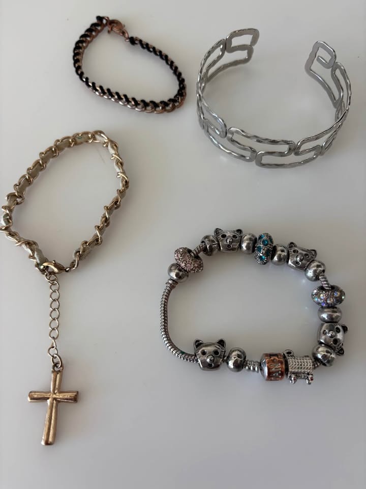 Jewellery bundle - Arm Cuff, Choker, Bracelets - photo 2