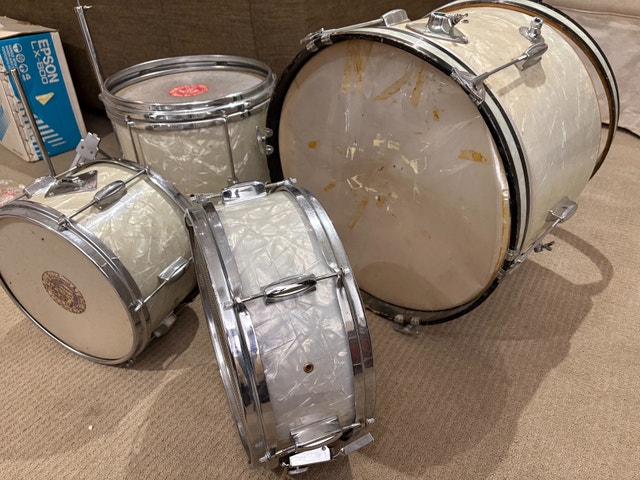 Vintage 1960s Japanese Drum Kit w/ Snare & Original Pedal - photo 4