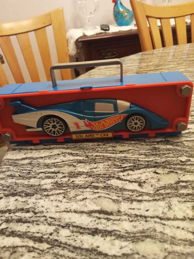 Hot Wheels Car Carrier 1998