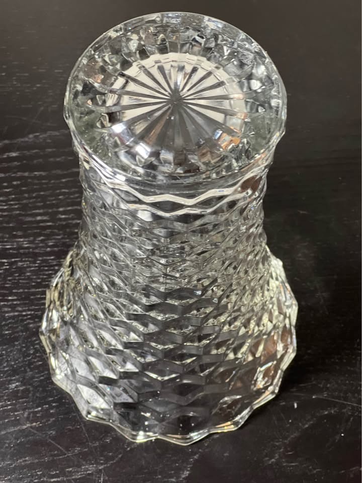 Cubist-style or American-Style Pressed Glass Vase 8" - photo 5