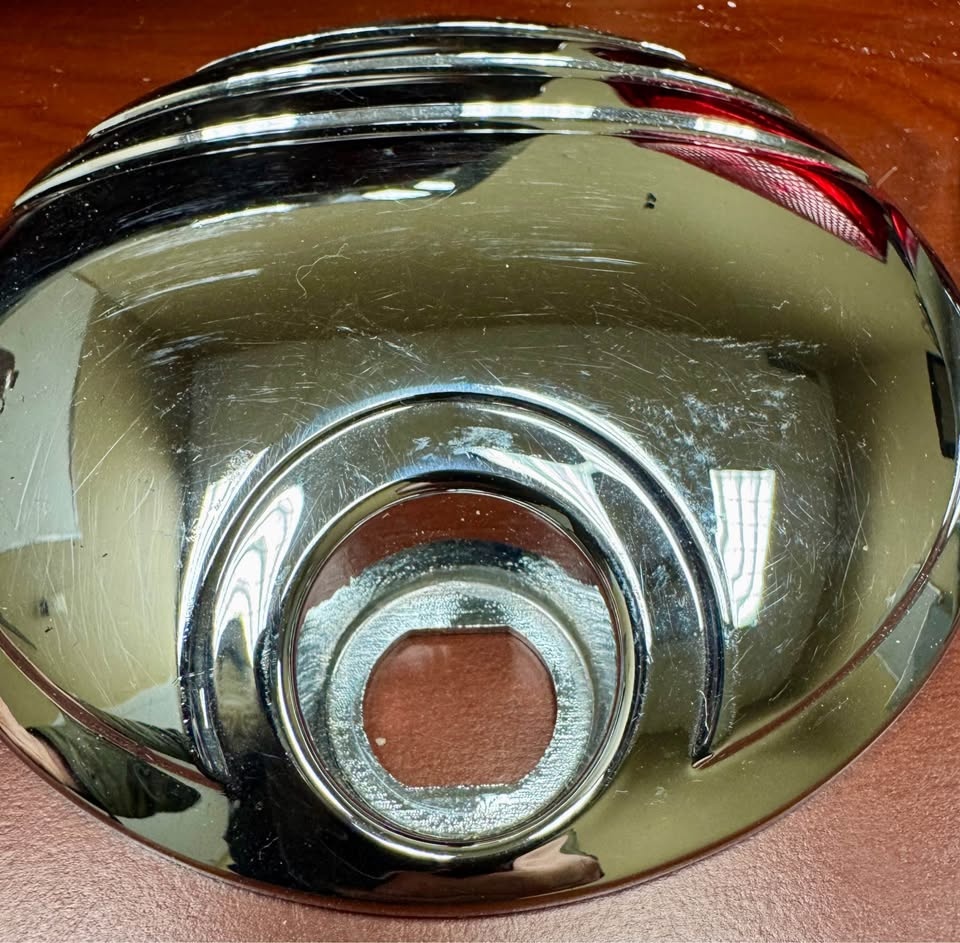 Harley Davidson Air Cleaner Cover, Tail Light & Chromed Covers - photo 3
