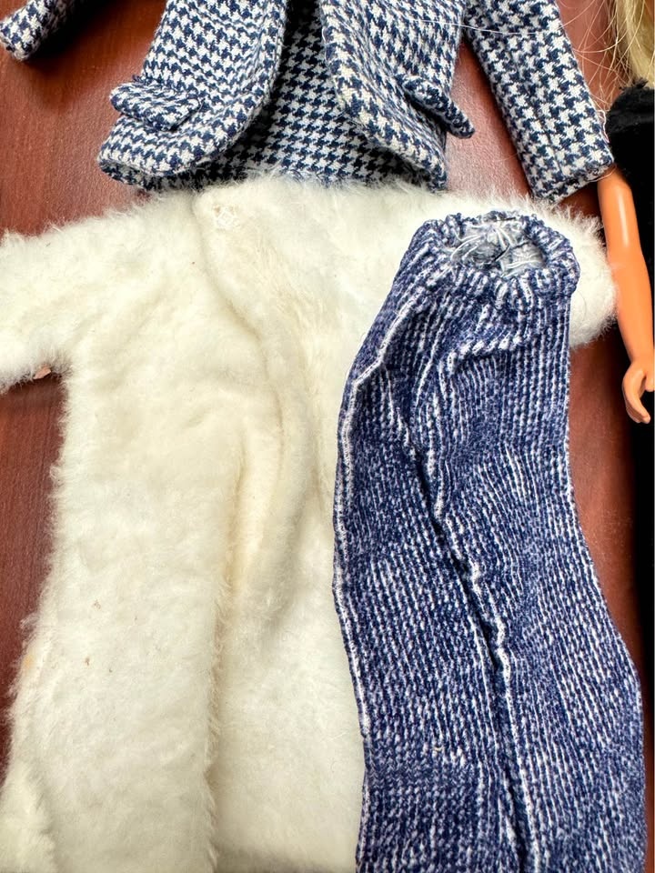 Vintage 1966 Barbie Doll - photo 5