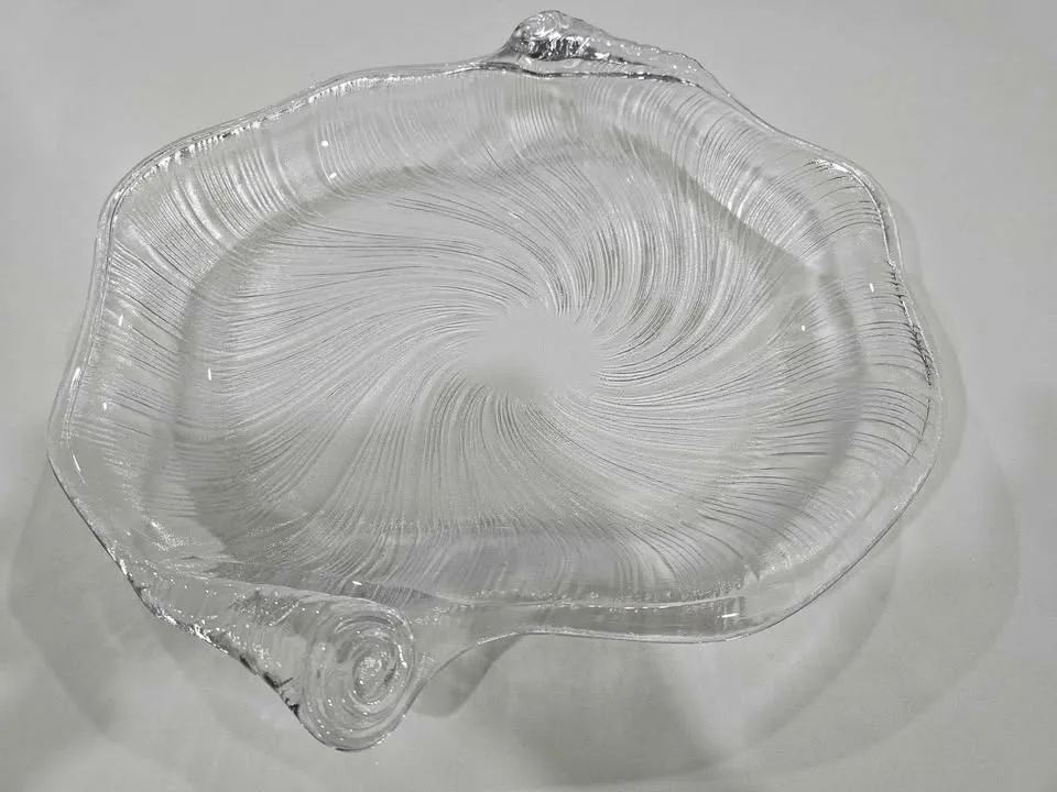 Super Nova Seashell Platter and Salad Bowl image indicator(2)