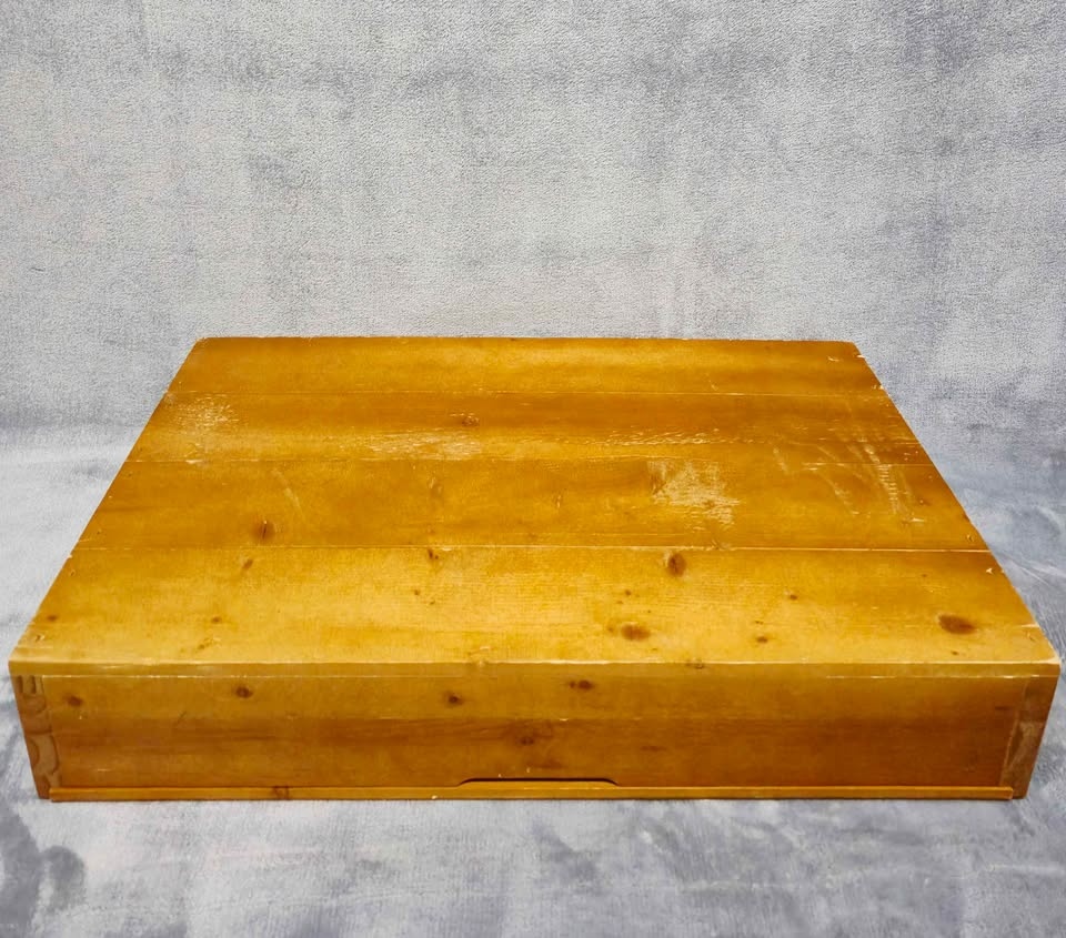 Nice Sumac Ridge 6 Wine Bottle Case :) $120 - photo 3