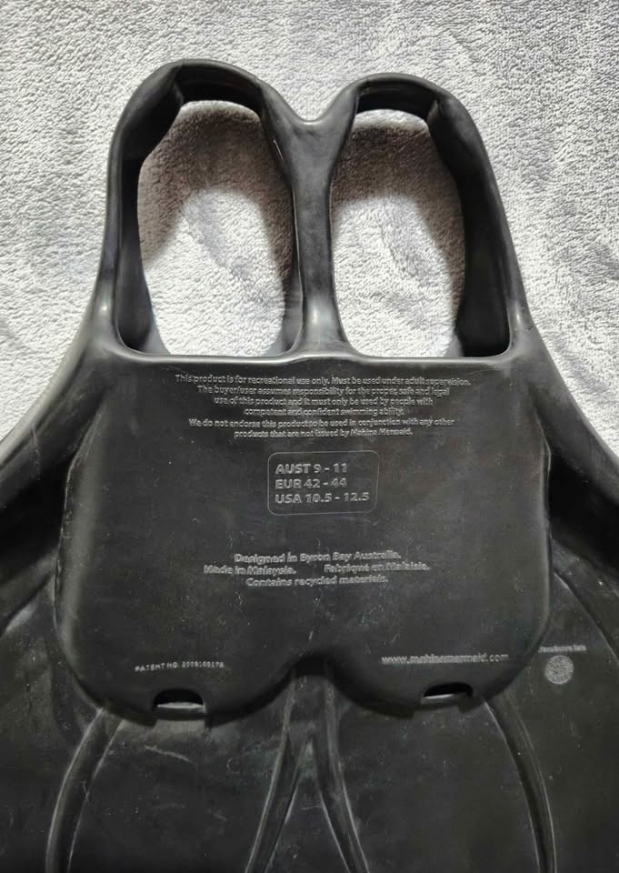 Like New XL Makina Mermaid Fin :) $120 - photo 3