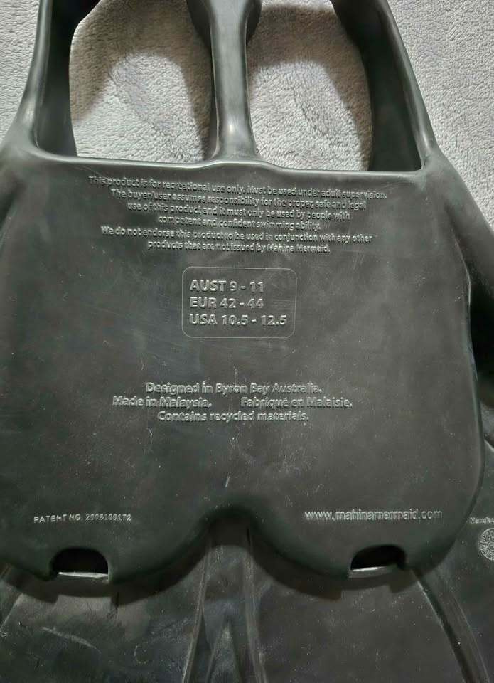 Like New XL Makina Mermaid Fin :) $120 - photo 4