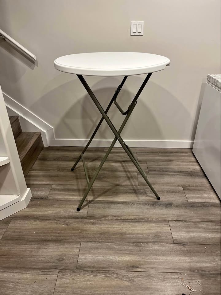 Cocktail Tables and Covers 4 Rent