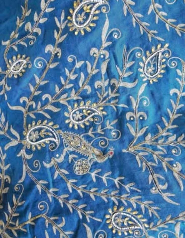 Handcrafted Couture Evening Gown - photo 4