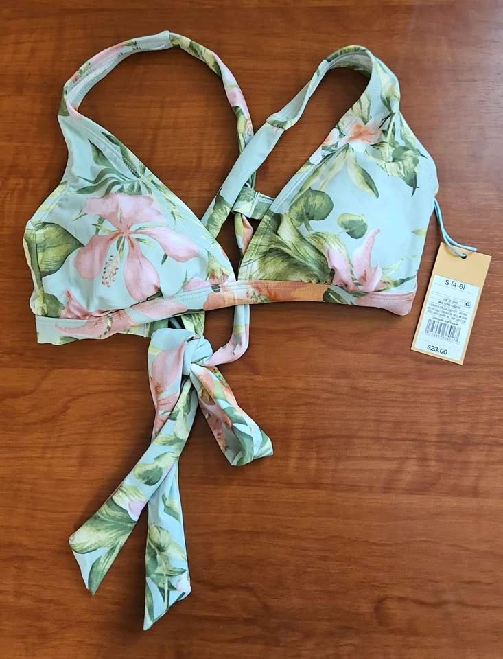 BNWT: SMALL Petite Floral Sage Green Bikini Top