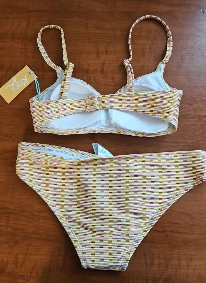 BNWT: SM Bathing suit Womens/Teen - photo 2
