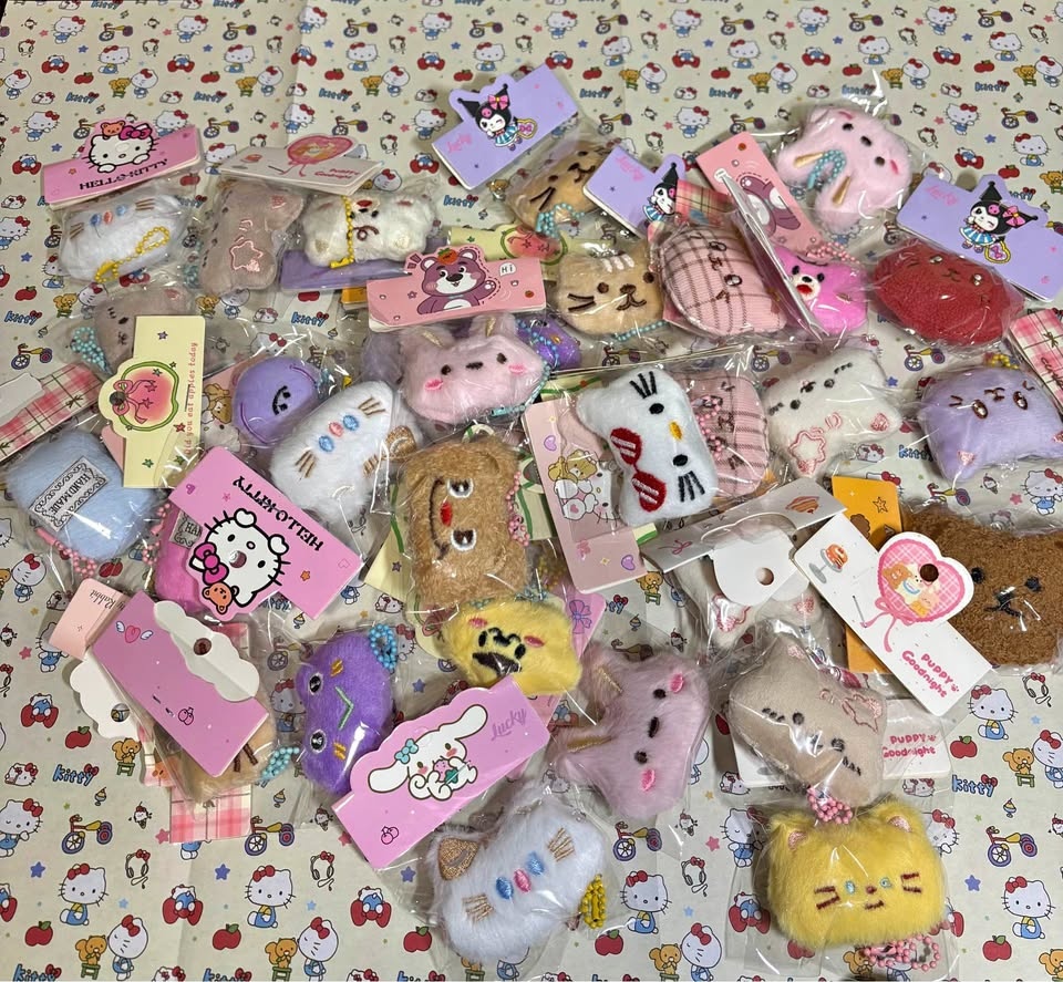 Super cute fluffy keychains