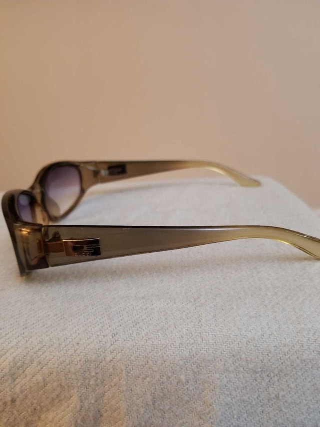 Gucci Sunglasses Pre-owned - photo 2