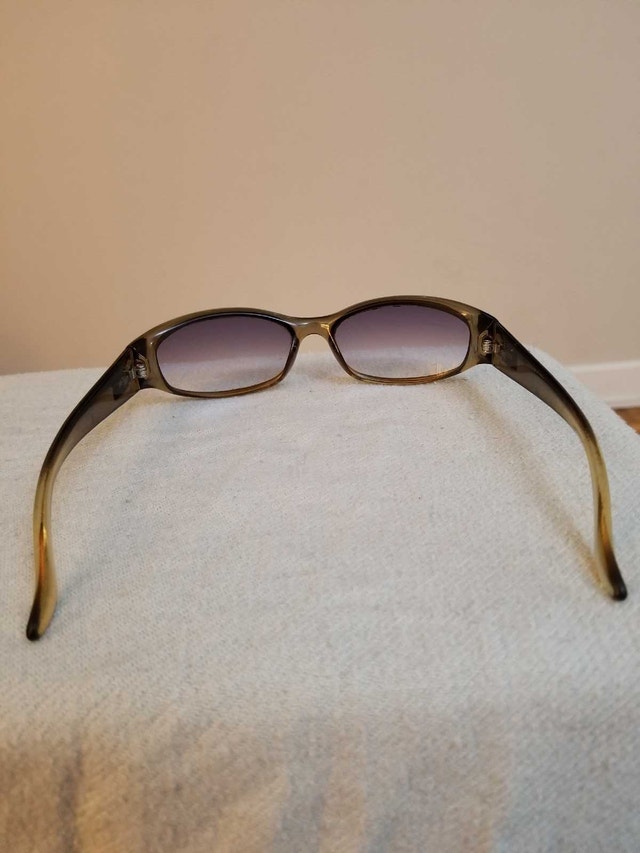 Gucci Sunglasses Pre-owned - photo 3