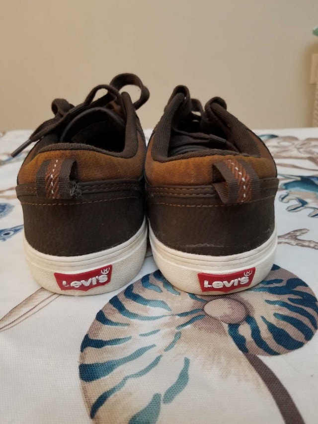 Levi Strauss Shoes size 9.5 - photo 3